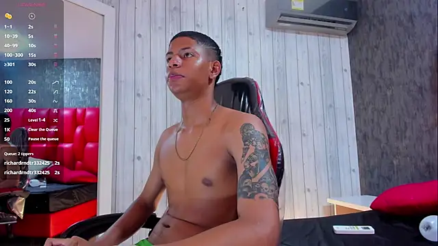 Chat XXX en directo de _erick_j