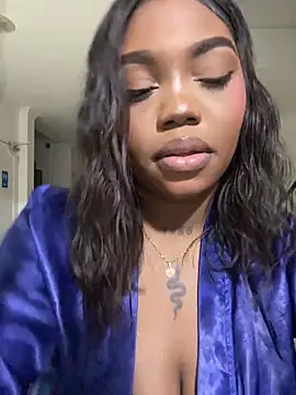 SarahBleer 现场XXX聊天