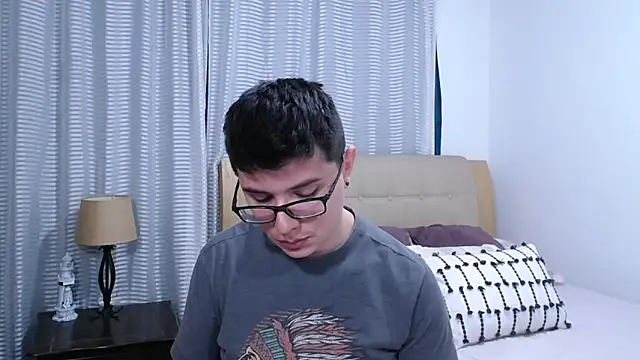 Chat XXX en directo de BlackFoXXX69