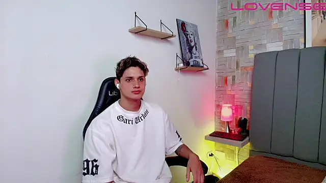 Chat XXX en directo de flaquito___