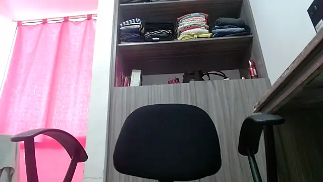 Živý XXX chat nicolle_milf1978