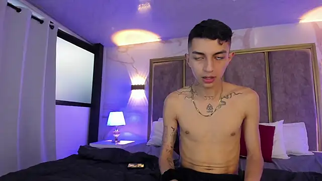 Chat XXX ao vivo de NickandAbby_