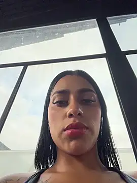 Chatroom XXX en direct de AlannaEvons