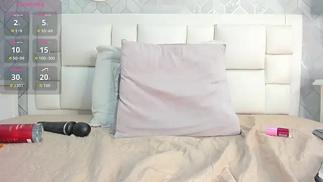 Chatroom XXX en direct de laura_rouse7