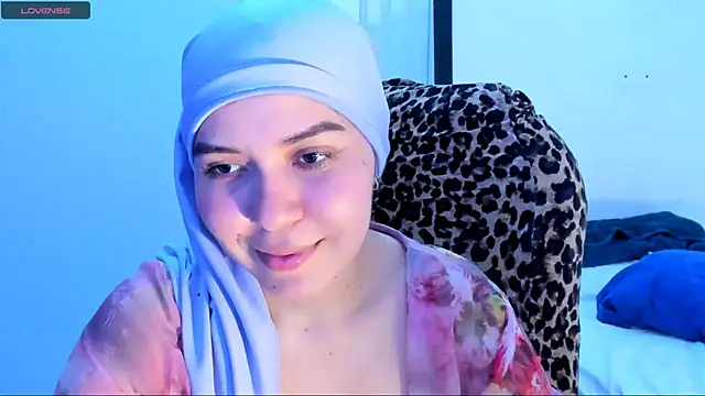 MatchedEyebrow 现场XXX聊天