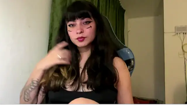 Annagoth_ Chat XXX in diretta