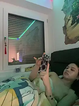 Just-Lilly Chat XXX in diretta