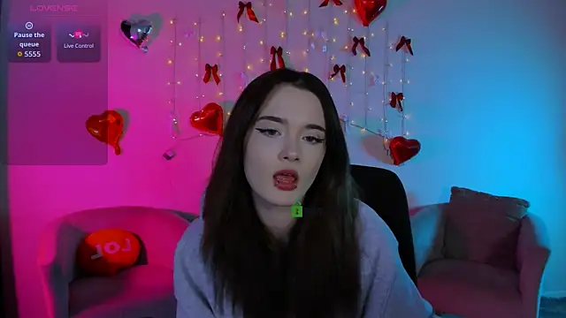 liana_kisses: онлайн-секс-чат