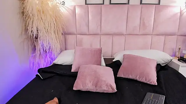 Honney_Taylor Chat XXX live