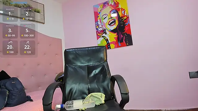 Živý XXX chat tinisweet