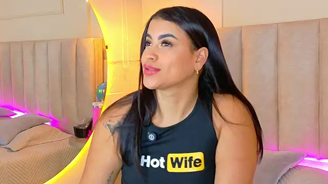 AlynAllen Chat XXX in diretta