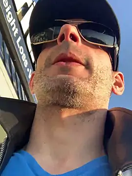 hailzeffnのライブXXXチャット