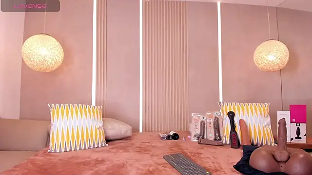 Онлайн чат XXX sabrina_shark_