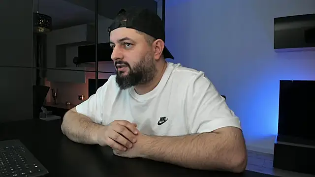 Chatroom XXX en direct de DravenPeak