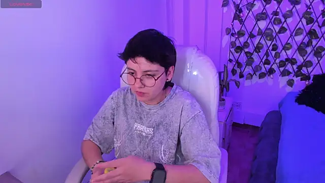 Nathaly_ds' Live XXX Chat