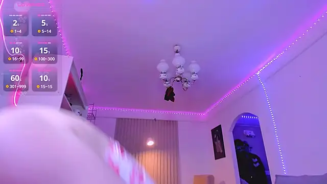 _Maybe_Baby_ Show in webcam