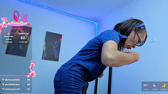 Chatroom XXX en direct de daniela_xue