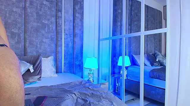 AliDiaz_ élő XXX-chatje