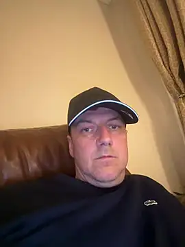 Show modela Eddiejeff na web-kameri