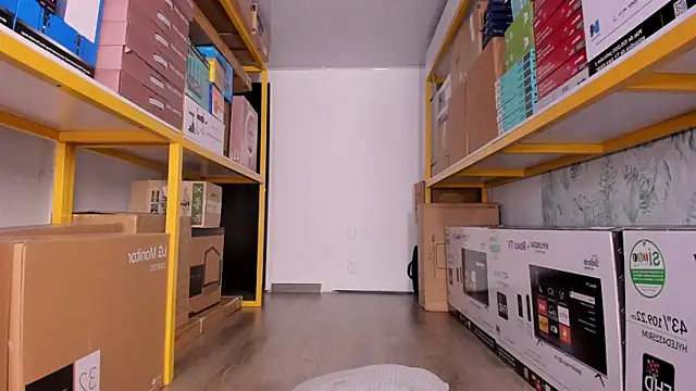 Eligh_ Adlı Modelin Canlı XXX Sohbeti