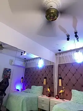 Chatroom XXX en direct de Auri__