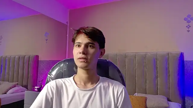 Derek_Sinn: вебкам-шоу