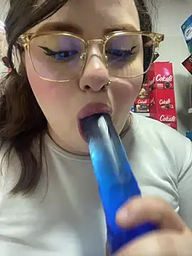 kitty__pinnk's Webcam Show