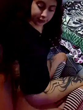 alejitaaa_machaadoo Webcamshow