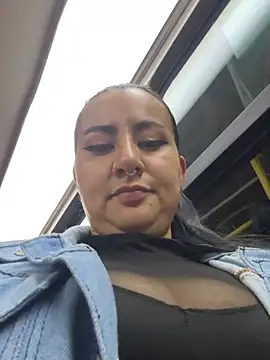 Abril_Luv webcam show