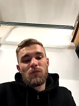 โชว์เว็บแคมของ Benjamiinlt