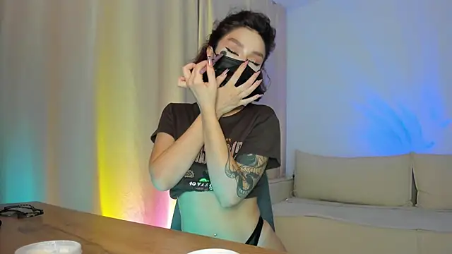 Chat +18 de DeferentUproar ao vivo