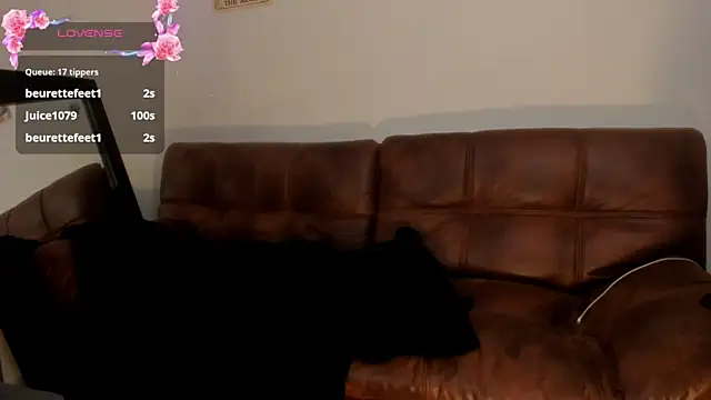 La_Diabla_111_: онлайн-секс-чат