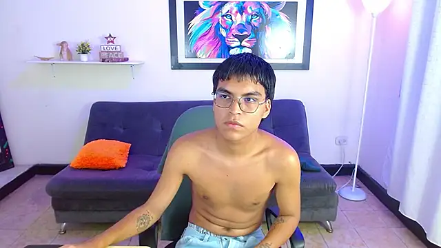 XXX chat uživo modela Maecum18