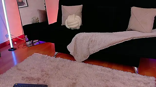 EmmyEvans1 Chat XXX in diretta