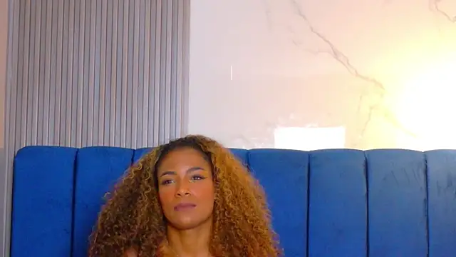 kiaratentation: онлайн-секс-чат