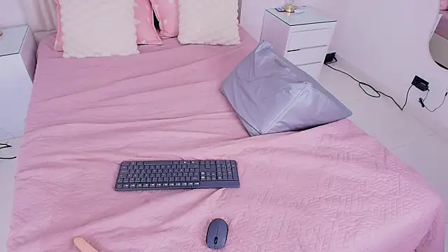 แชท XXX สดของ alanarose18