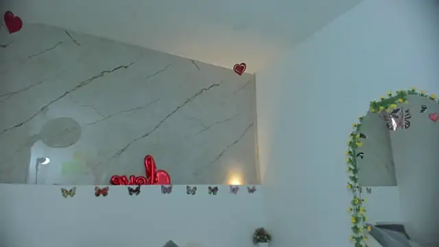 pretty_ariiel webcam show