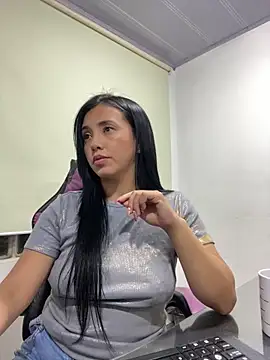 Czat XXX na żywo – SWEET_KITTY_01