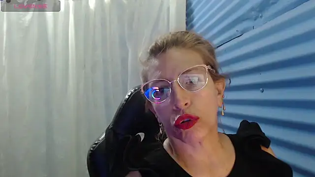 Czat XXX na żywo – Chayla_Ruiz