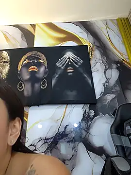 LizzRouse Adlı Modelin Canlı XXX Sohbeti