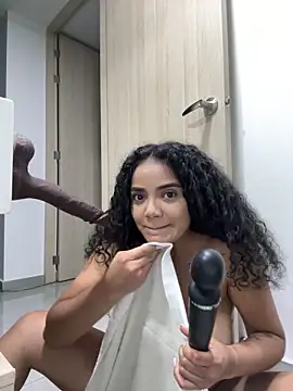 Curlyierr 라이브 XXX 채팅