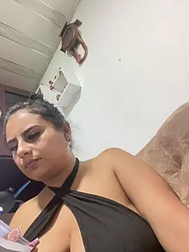 AbbyTaylorr: онлайн-секс-чат