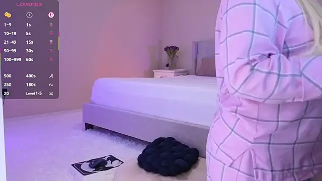 Онлайн чат XXX Sunshiny_