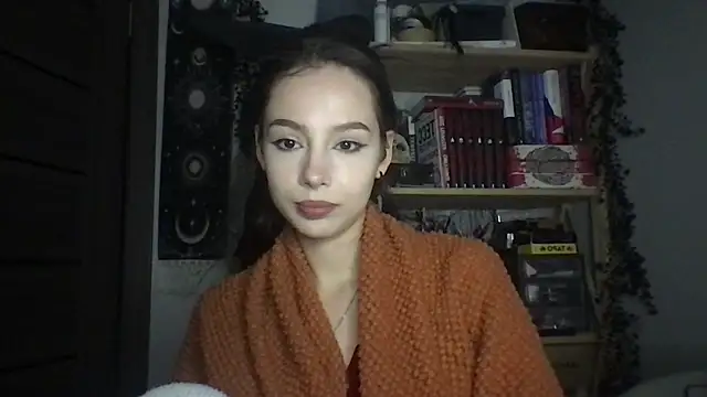 Yuna5343 Chat XXX in diretta