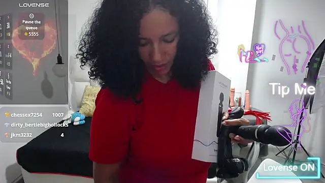 دردشة michel_rous_ الجنسية المباشرة