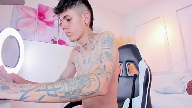 Tommy_valverdeのウェブカメラショー