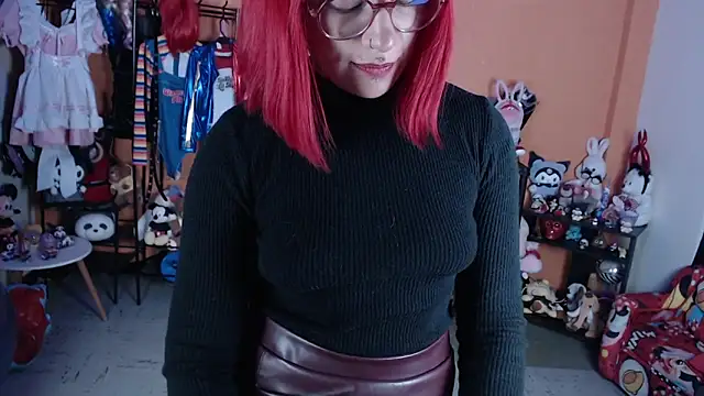 MissMiia2: απευθείας συνομιλία ΧΧΧ