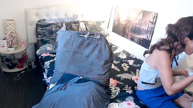 NinaDOM4CUMのライブXXXチャット