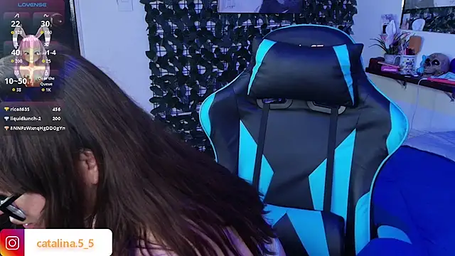 Kata_Bigboobs Chat XXX live