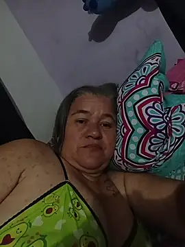 CheekySnowQueen_69 即時 XXX 聊天